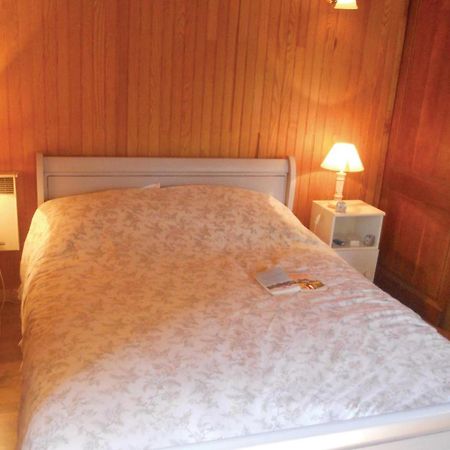 Awesome Home In Campsegret Екстер'єр фото