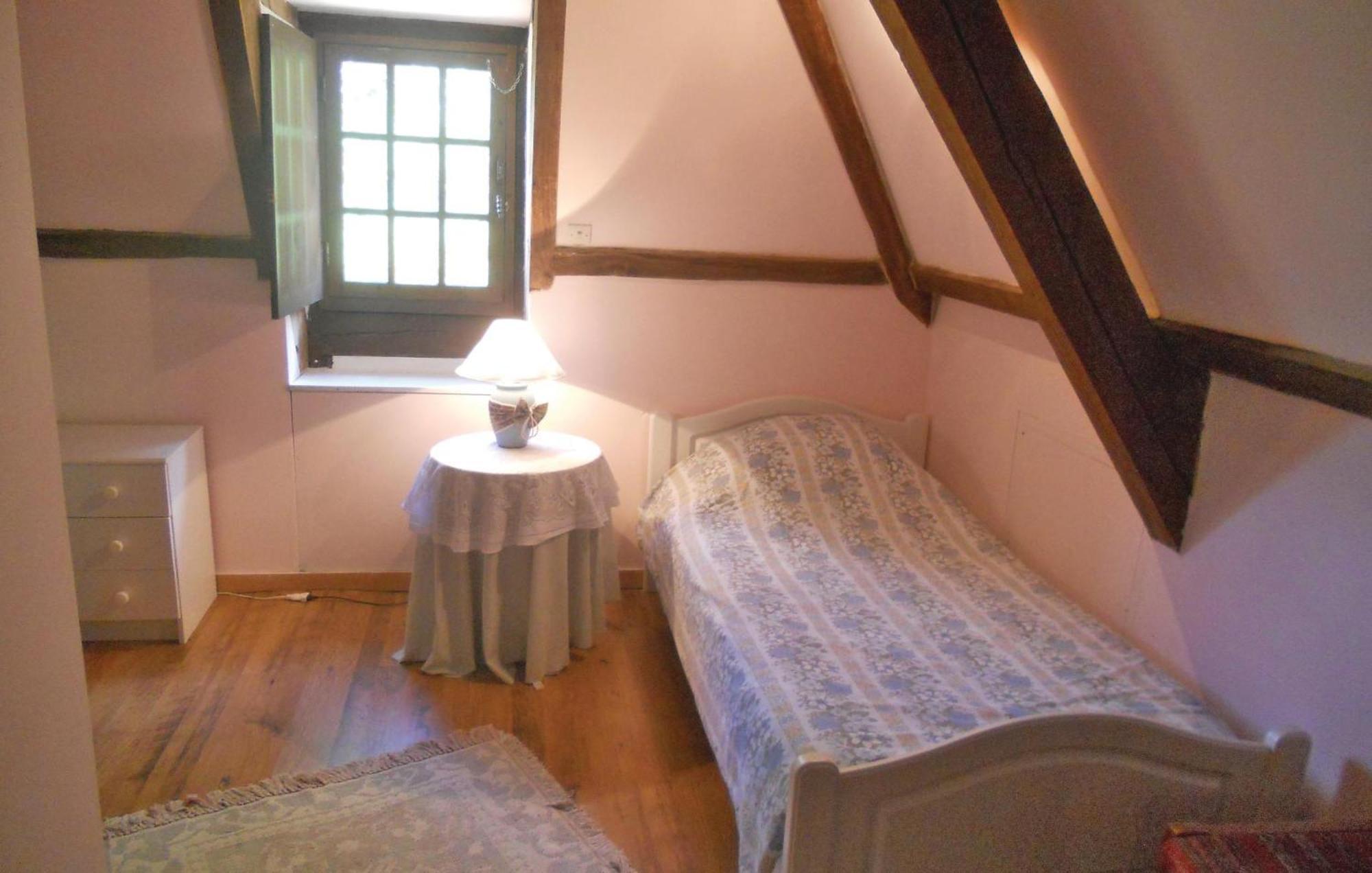 Awesome Home In Campsegret Екстер'єр фото