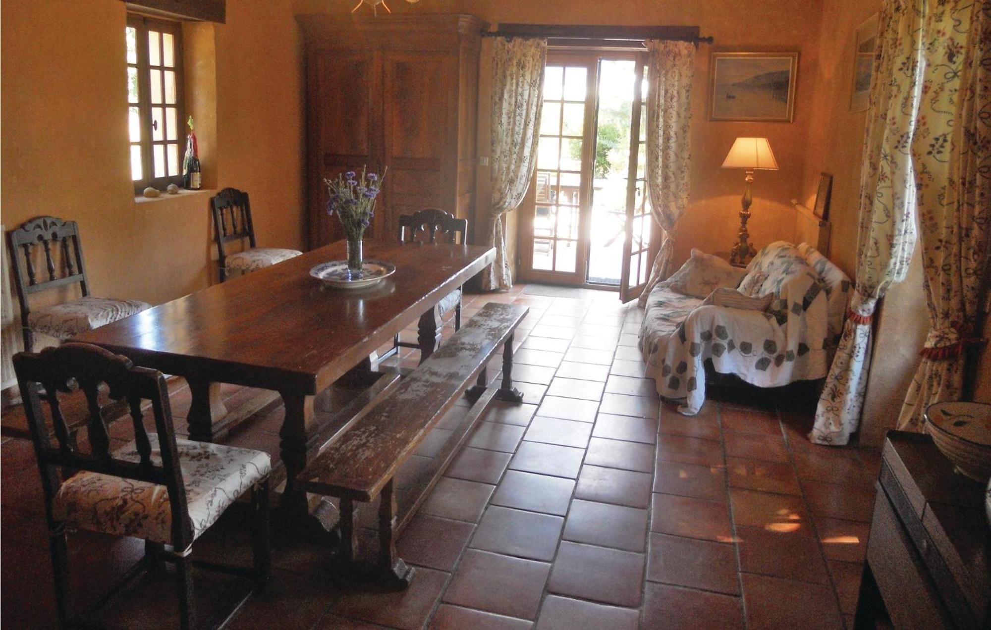 Awesome Home In Campsegret Екстер'єр фото